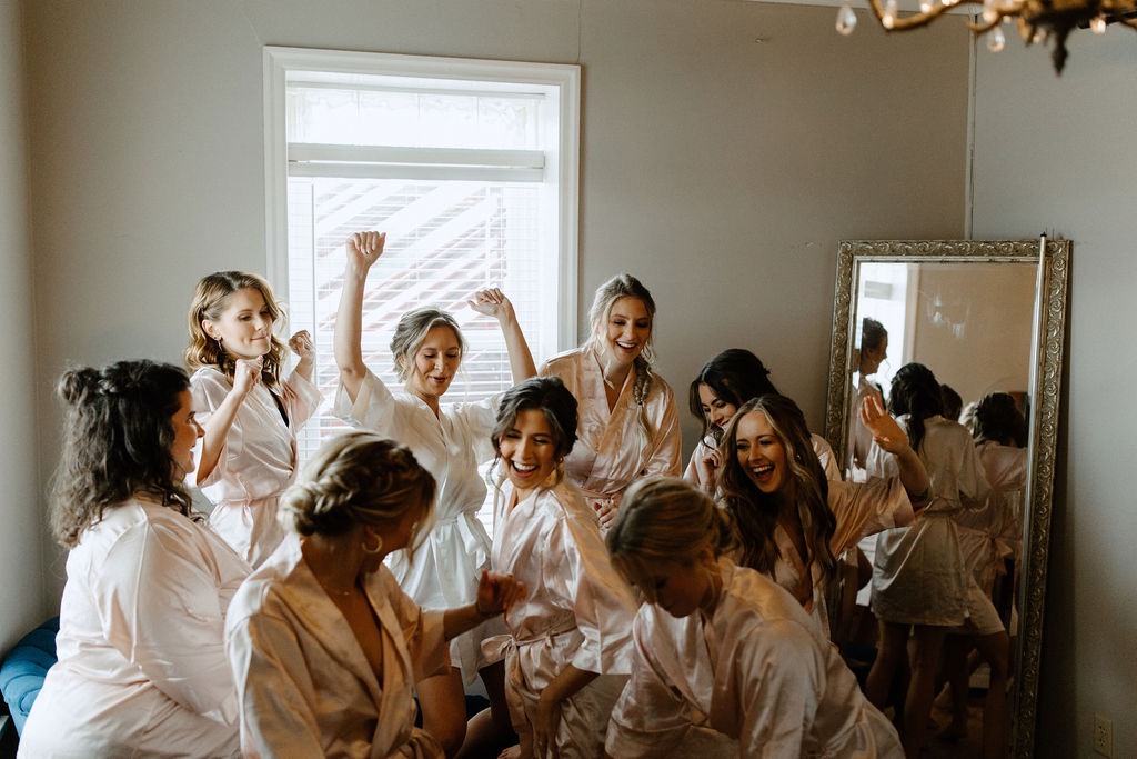 Bride and bridesmaids before ceremony