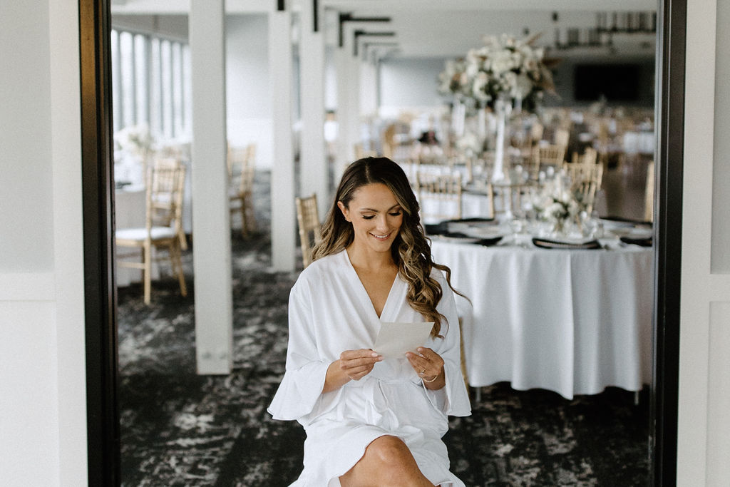 bride reading letter from groom