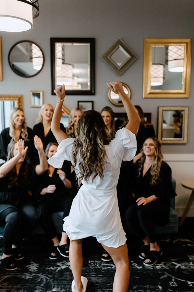 bride and bridesmaids before wedding