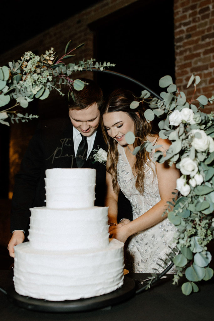 Wedding cake cutting