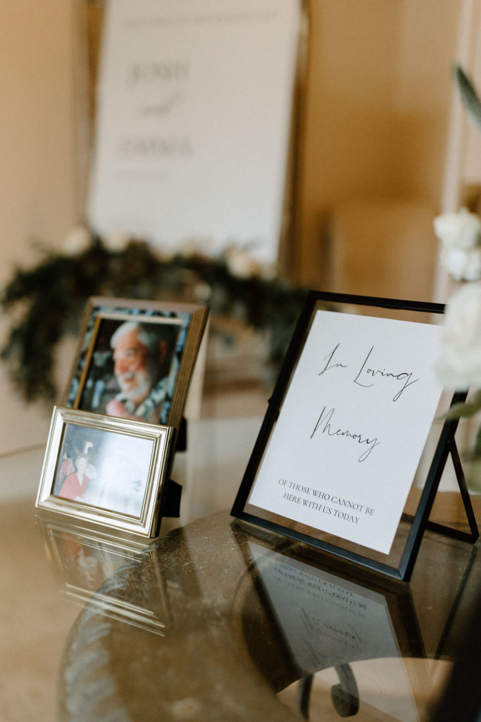 In loving memory wedding table